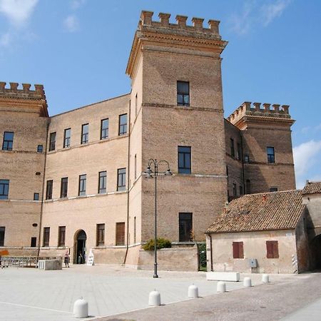 Appartamenti Ponente Lido delle Nazioni Kültér fotó