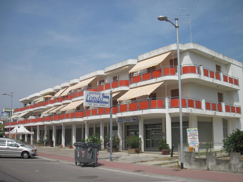 Appartamenti Ponente Lido delle Nazioni Kültér fotó